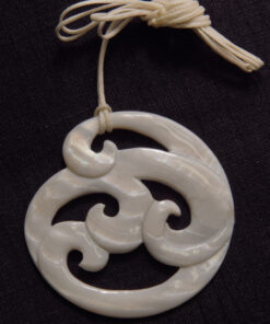 Perlmutt Whanau Multi-Koru Anhänger 5